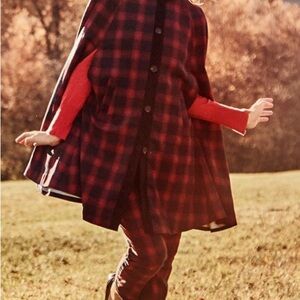 Crown & Rowe New, cape & pencil pants. Size L/12